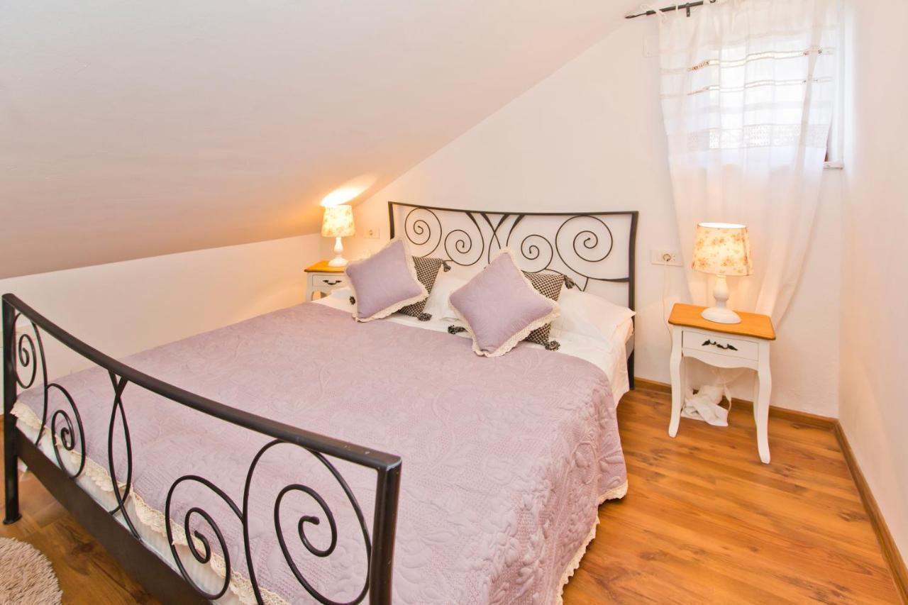 Villa Kate -with Private Pool And Bbq *